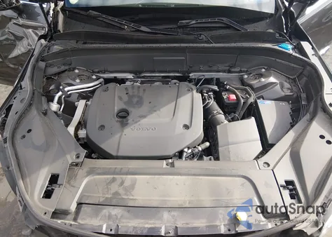 2024 Volvo Xc90 B6 Plus Bright Theme 7-Seater z USA, uszkodzony, nr VIN YV4062PEXR1164226